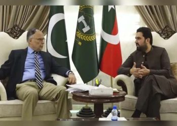 احسن اقبال کی قیادت میں وفاقی ٹیم کی سہیل آفریدی سے ملاقات
