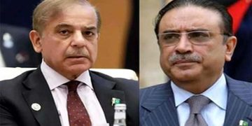 President Zardari and Prime Minister express regret over plane crash
