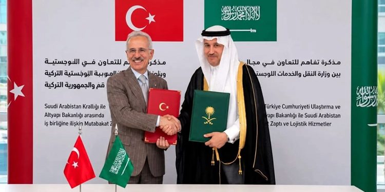 Saudi Arabia and Turkey sign two major agreements on railway and logistics cooperation