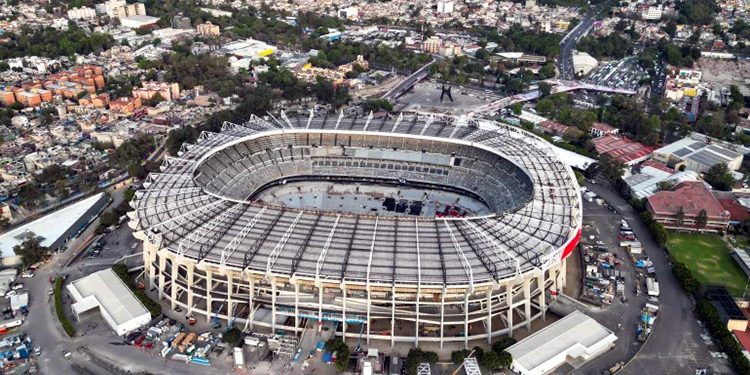 When will the opening ceremony of the Football World Cup take place, who will perform