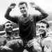 A record that no one has been able to break even after 68 years! 6 matches, 13 goals, and borrowed boots.