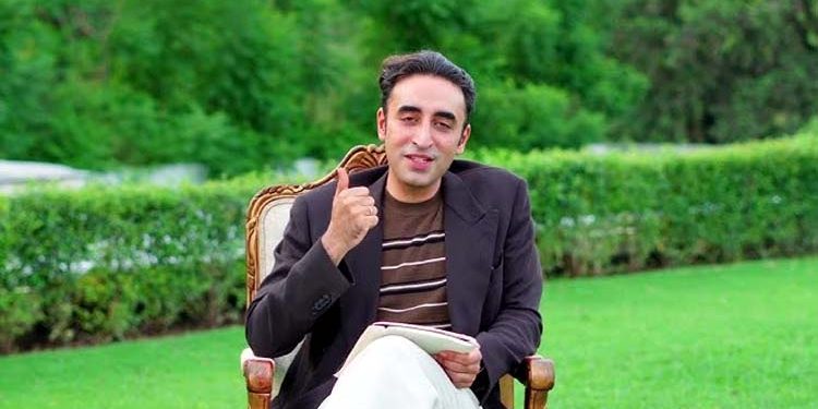 Come out and stamp the 'Arrow' — Bilawal Bhutto's message to voters.