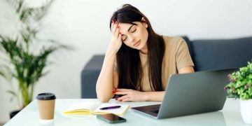Constant fatigue, hair loss, and weakness A warning sign for women.