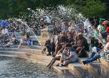 America is scorched by apocalyptic heat, millions of people are on alert