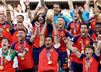 European football body threatens World Cup boycott over FIFA's privatization plan.