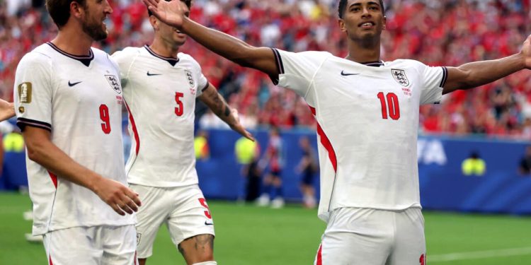 In the FIFA World Cup, France and Spain will face off in the first semi-final, while England and Argentina will clash in the second.