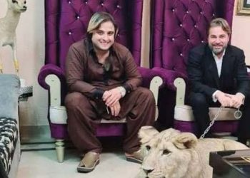 ٹک ٹاکر کاشف ضمیر کے خلاف پولیس اہلکار کو دھمکیاں دینے کا مقدمہ درج