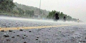 Monsoon rains spell smoky weather in many cities of the country