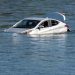 Naran, the car drifted into the river while making tick tock