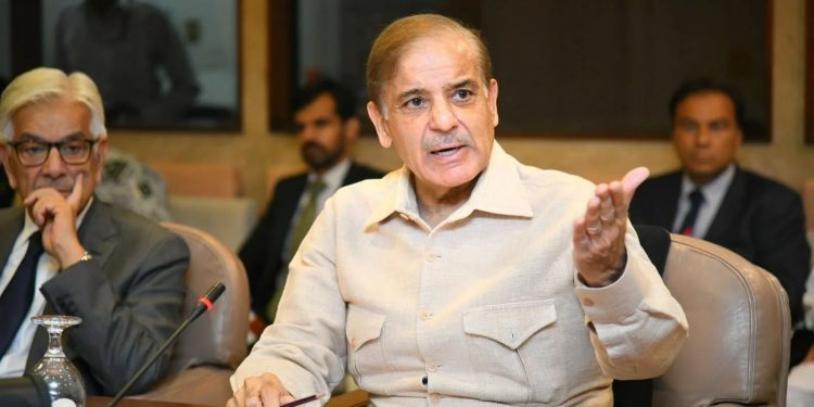 پاکستان موسمیاتی تبدیلیوں کے مضر اثرات سے متاثرہ ممالک میں شامل ہے ،وزیراعظم