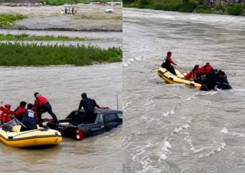 Tik Tok madness! While making the video, the car got stuck in the river
