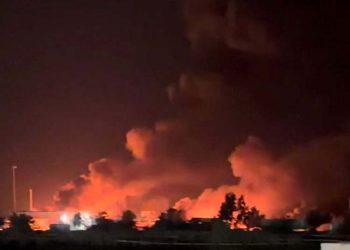 US strikes Iranian military targets for the third consecutive night.