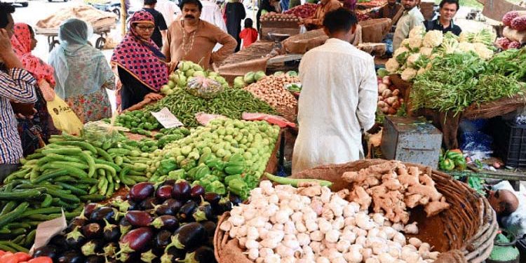 Vegetable prices skyrocket, people worried