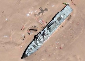 Why did China build replicas of US warships, aircraft, and Taiwanese buildings
