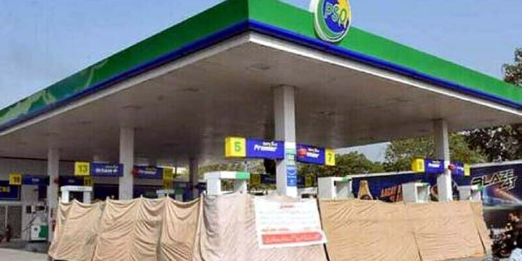 Will petrol pumps close or not Dealer associations divided.