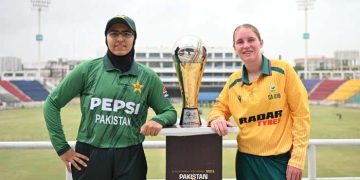 پاک، جنوبی افریقہ ویمنز انڈر19 کا پہلا ٹی 20 کل ہو گا، ٹرافی کی رونمائی