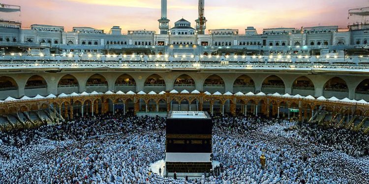15.2 million people performed Umrah during the first quarter of the Umrah season.
