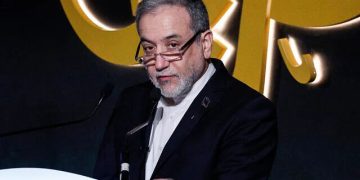 امریکا نے جنگ کے 20 روز بعد مذاکرات کی درخواست کی، عباس عراقچی