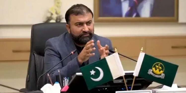 Chief Minister of Balochistan visits Ziarat; announces financial assistance for the families of martyrs.