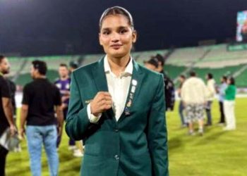 Commonwealth Games Pakistani boxer Fatima Zahra makes history by winning a bronze medal.
