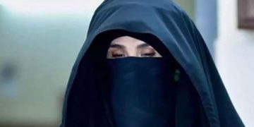 بشریٰ بی بی سے بیٹی اور بھابھی کی ملاقات