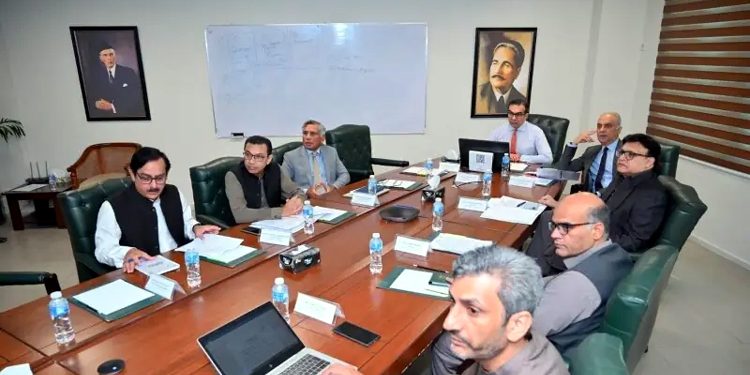 FESCO Privatization 10 out of 12 Investor Groups Pre-qualify; K-Electric Withdraws