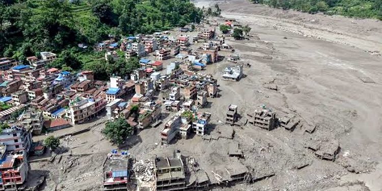 Floods and landslides in Nepal and Tibet; 165 people dead.