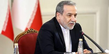 France's stance on Gaza and Iran is hypocritical; it should refrain from lecturing Araghchi