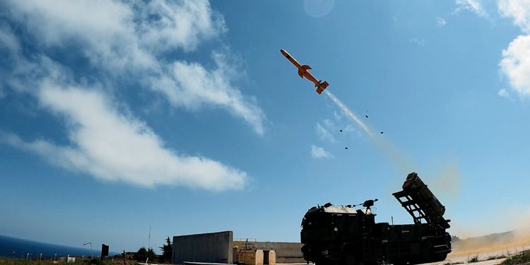 Ground-based launch test of Türkiye's advanced 'Çakır' cruise missile successful.