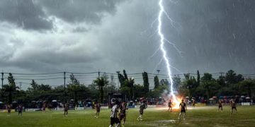 Lightning struck during a football match; a player lost his life.