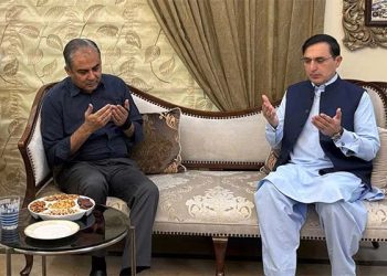محسن نقوی کی بیرسٹر گوہر سے ملاقات ،والدہ کے انتقال پر اظہار تعزیت