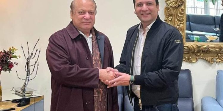 نوازشریف نے وزیراعظم آزاد کشمیر افتخار گیلانی کو لاہور بلا لیا