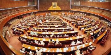 بانی پی ٹی آئی کے علاج سے متعلق پی ٹی آئی کی قرارداد کی تحریک سینیٹ میں پیش