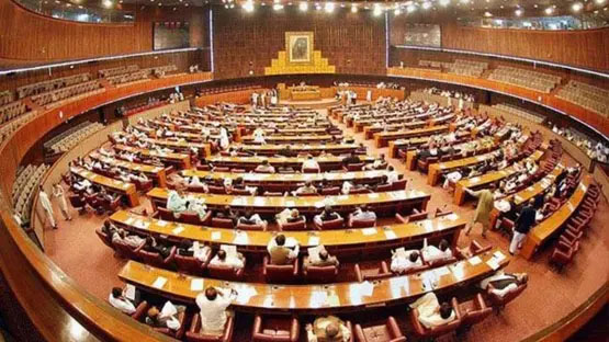 بانی پی ٹی آئی کے علاج سے متعلق پی ٹی آئی کی قرارداد کی تحریک سینیٹ میں پیش