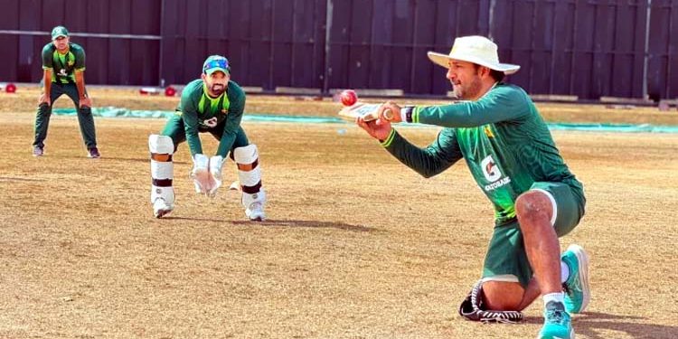 Preparations for the Pakistan cricket team's series against England have begun.