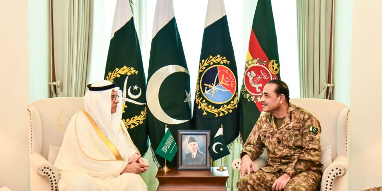 سعودی وزیر ماحولیات کی فیلڈ مارشل عاصم منیر سے ملاقات