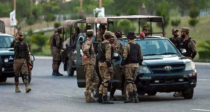 Security forces conduct successful operation in Nushki; 7 terrorists from 'Fitna-tul-Hind' killed.