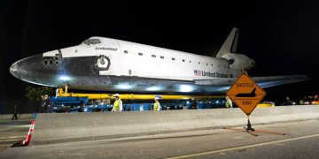 Space Shuttle Endeavour completes final 12-mile journey in 68 hours