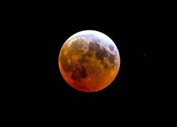 جزوی چاند گرہن 27 اور 28 اگست کی درمیانی شب ہوگا