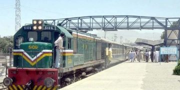 کوئٹہ سے پشاور کے لیے ٹرین سروس 2 روز بعد بحال