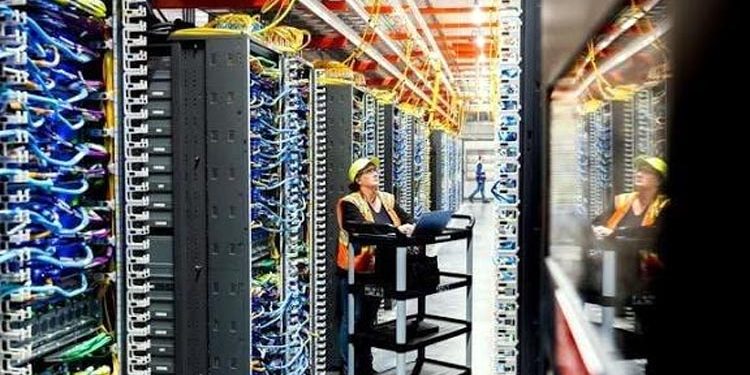 Trump administration prepares to impose strict restrictions on US imports of Chinese data center technology.