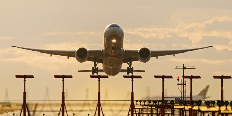 Turkish Airlines completes the longest non-stop flight in its history.