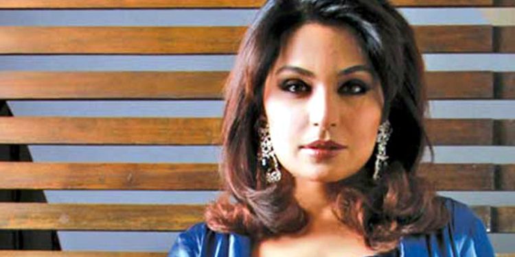 Video surfaces of actress Meera assaulting her maid in Lahore.