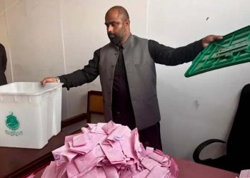 آزاد کشمیر الیکشن ،ن لیگ 2سیٹوں پر کامیاب،10 پر آگے