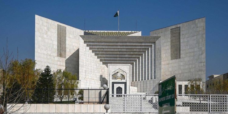 اسلام آباد انتظامیہ کی بانی کی اسپتال منتقلی کیخلاف نظر ثانی اپیل کی جلد سماعت کی درخواست دائر