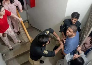 کراچی میں خواتین کا جھگڑا، ایس ایس پی کورنگی کے خلاف کارروائی کی سفارش