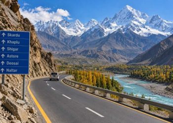 گلگت بلتستان کی 7 اہم سڑکیں وفاق کے حوالے کرنے کا فیصلہ