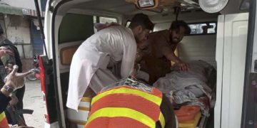 ڈیرہ اسماعیل خان: دھماکے کے زخمیوں کو لے جانے والی ایمبولینس پر فائرنگ، 2 ریسکیو اہلکار شہید