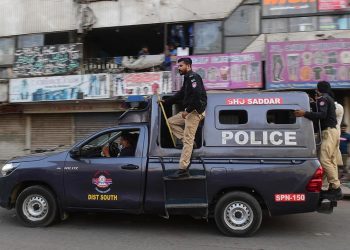 کراچی میں خاتون کی سربراہی میں منشیات کی ترسیل کا نیٹ ورک بے نقاب ،2کارندے گرفتار
