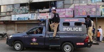 کراچی میں خاتون کی سربراہی میں منشیات کی ترسیل کا نیٹ ورک بے نقاب ،2کارندے گرفتار